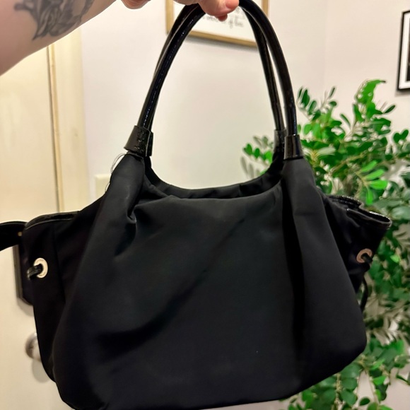 Kate Spade Black Shoulder Bag with Sleek Design - Picture 4 of 8